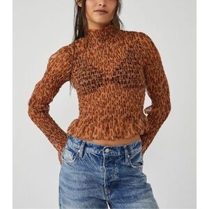 FREE PEOPLE Hello
There Top / Leopard Combo